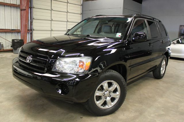 Toyota Highlander QUAD CAB W SUV