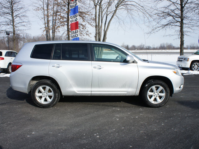 Toyota Highlander 540ia 4dr Sdn 5-spd Auto Unspecified