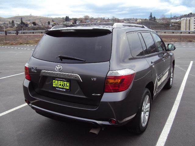 Toyota Highlander 540ia 4dr Sdn 5-spd Auto Unspecified