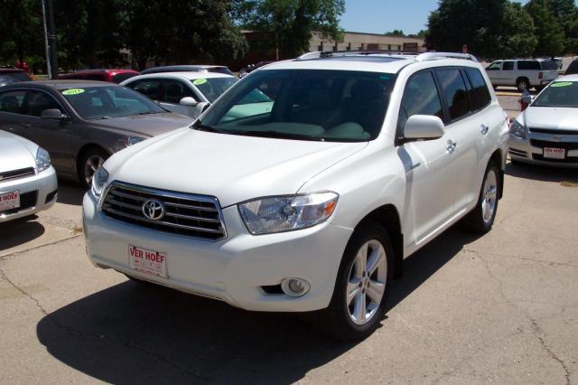 Toyota Highlander SLT 25 Sport Utility