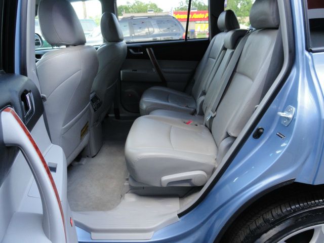 Toyota Highlander 2008 photo 28