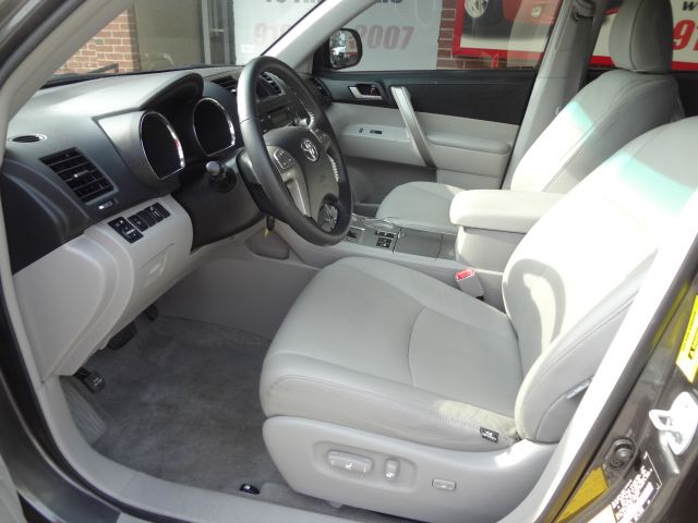 Toyota Highlander 2008 photo 12