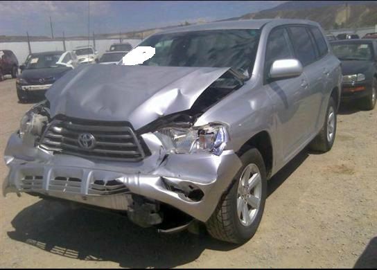 Toyota Highlander Ram 3500 Diesel 2-WD SUV