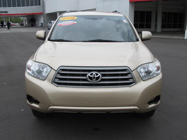 Toyota Highlander 540ia 4dr Sdn 5-spd Auto Unspecified