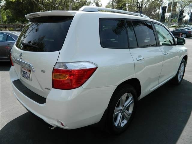 Toyota Highlander 2008 photo 2