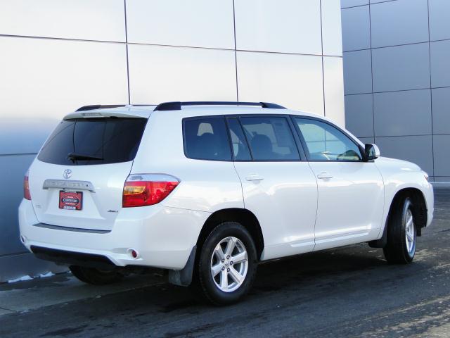 Toyota Highlander 2010 photo 2