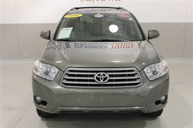 Toyota Highlander 2010 photo 2