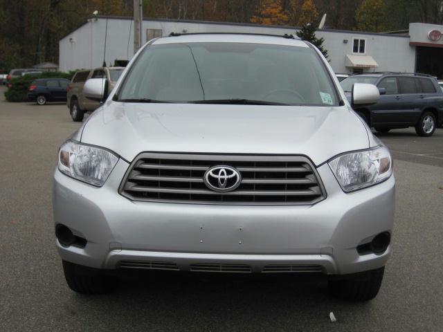 Toyota Highlander 2010 photo 1