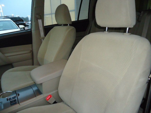 Toyota Highlander 2010 photo 2