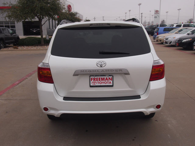 Toyota Highlander 2010 photo 5