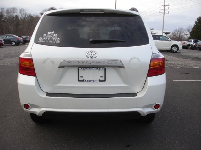 Toyota Highlander 2010 photo 4