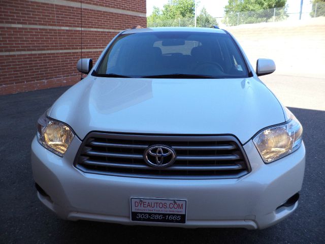 Toyota Highlander 2010 photo 2