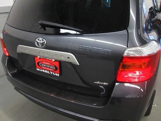 Toyota Highlander 2010 photo 4