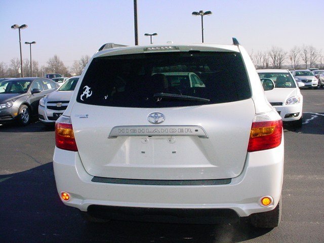 Toyota Highlander 2010 photo 2