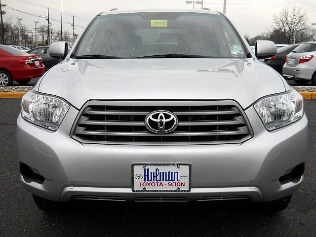 Toyota Highlander 2010 photo 2