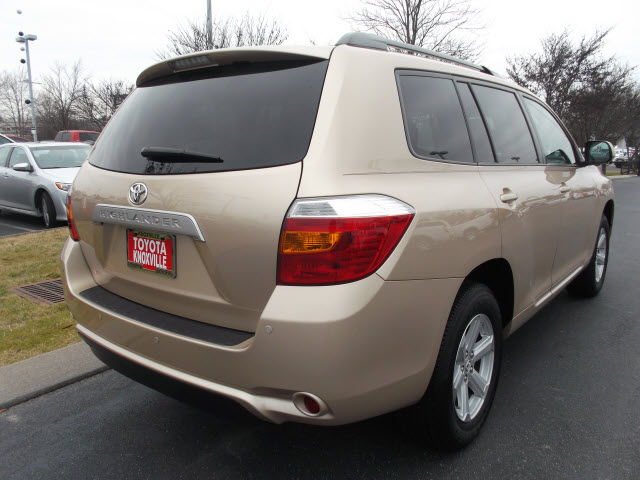 Toyota Highlander 2010 photo 4