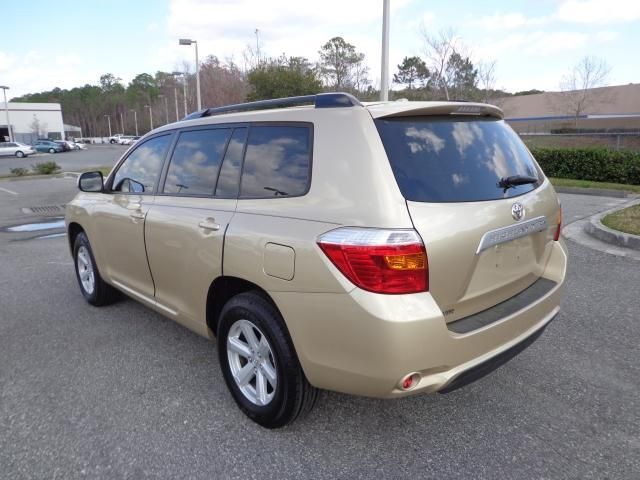 Toyota Highlander 2010 photo 2