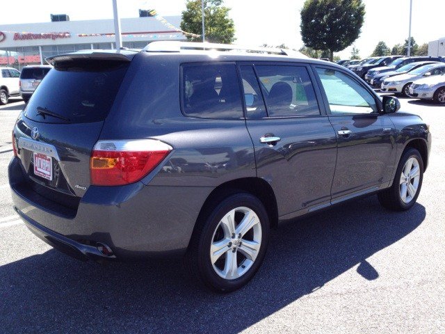 Toyota Highlander 2010 photo 2