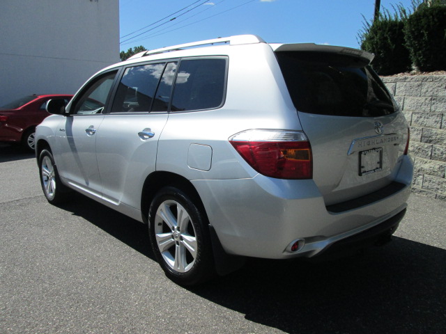 Toyota Highlander 2010 photo 1