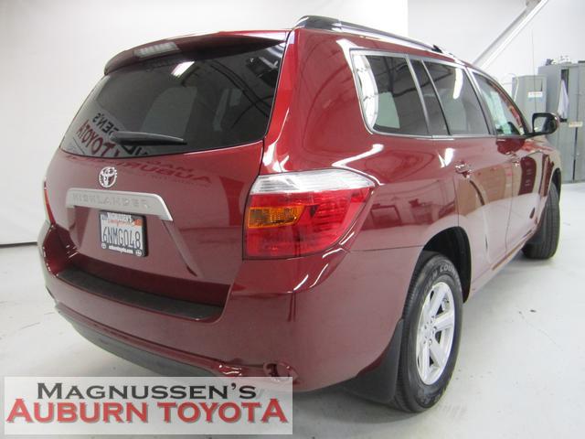 Toyota Highlander 2010 photo 2