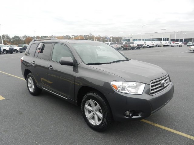 Toyota Highlander 2010 photo 1