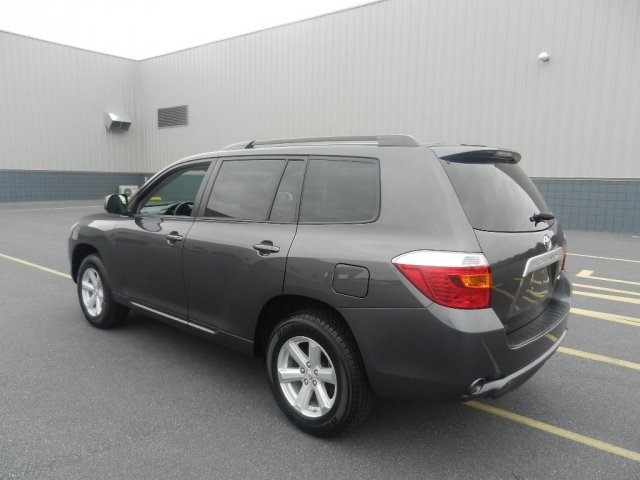 Toyota Highlander 2010 photo 3