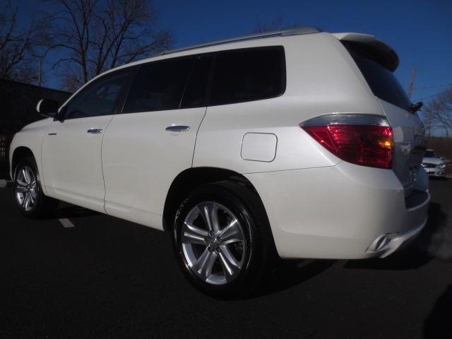 Toyota Highlander 2010 photo 2