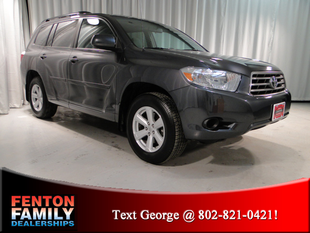 Toyota Highlander Base Unspecified