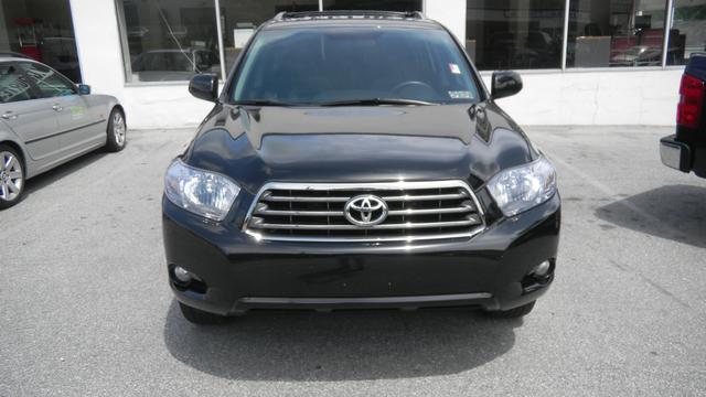 Toyota Highlander 2010 photo 1