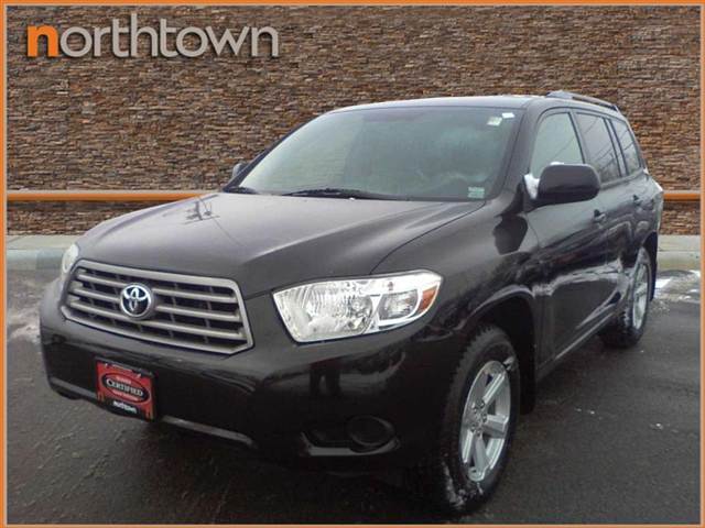 Toyota Highlander Base Unspecified