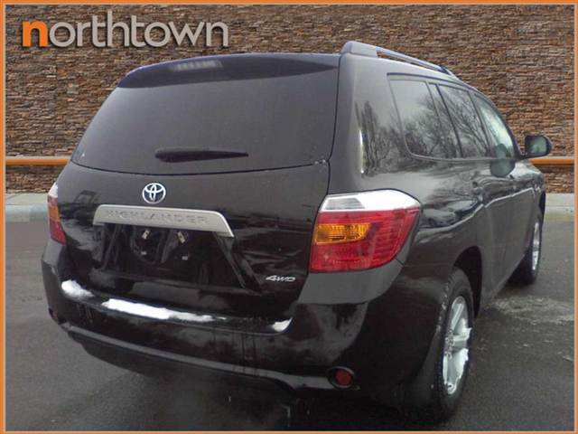 Toyota Highlander 2010 photo 2