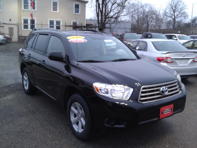 Toyota Highlander Base Unspecified