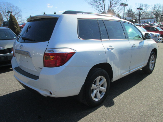 Toyota Highlander 2010 photo 2