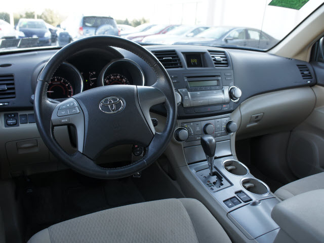 Toyota Highlander 2010 photo 5