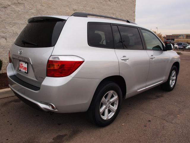 Toyota Highlander 2010 photo 2