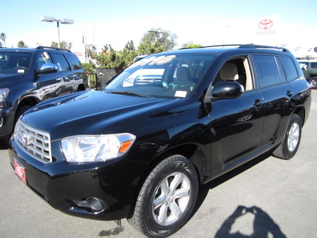 Toyota Highlander 2010 photo 2