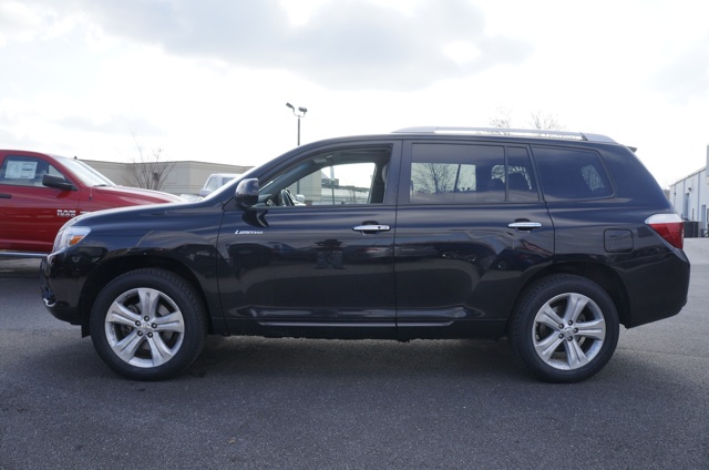 Toyota Highlander 2010 photo 1