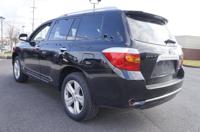 Toyota Highlander 2010 photo 2