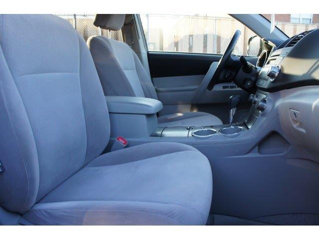 Toyota Highlander 2010 photo 1