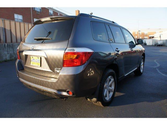 Toyota Highlander 2010 photo 10