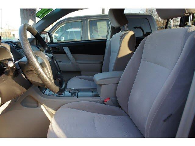 Toyota Highlander 2010 photo 2