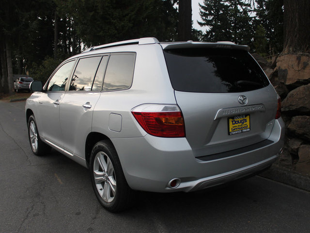 Toyota Highlander 2010 photo 3