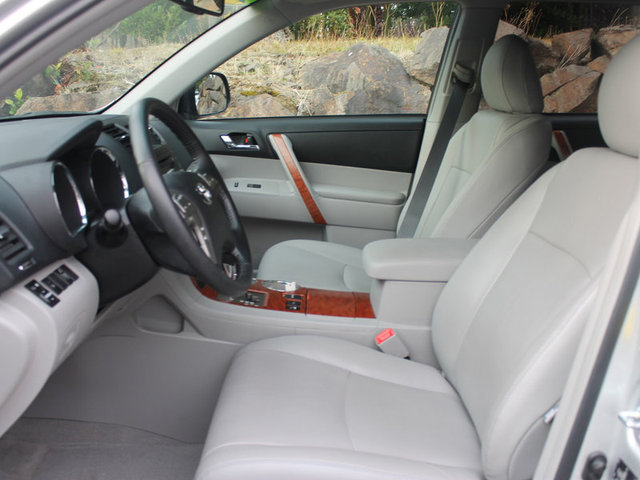 Toyota Highlander 2010 photo 5