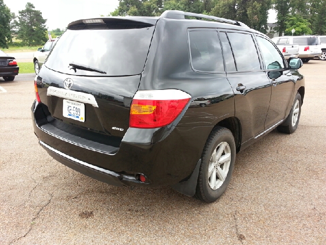 Toyota Highlander Elk Conversion Van SUV