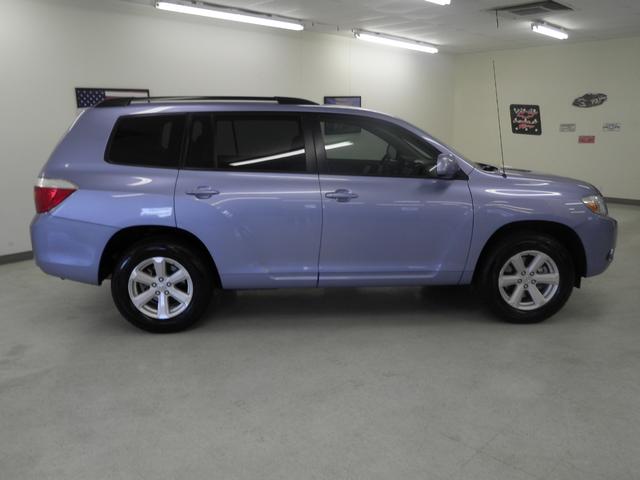 Toyota Highlander 2010 photo 1