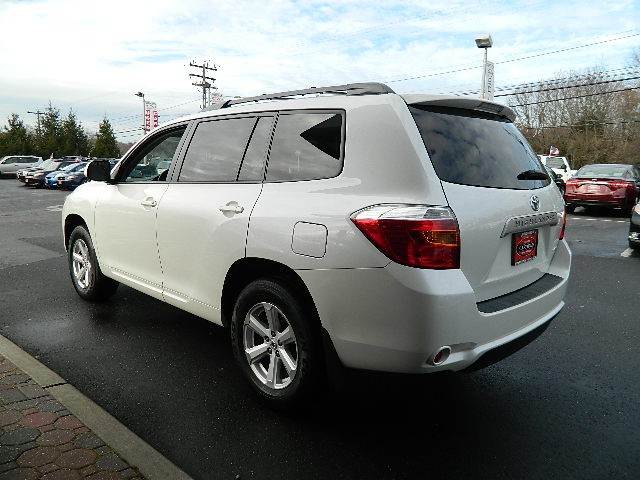 Toyota Highlander 2010 photo 3