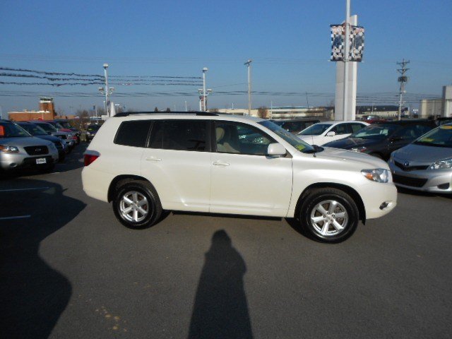 Toyota Highlander 2010 photo 2