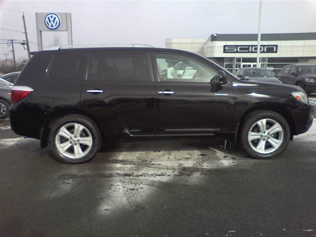 Toyota Highlander 2010 photo 3