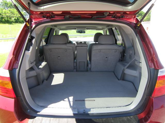 Toyota Highlander 2010 photo 20