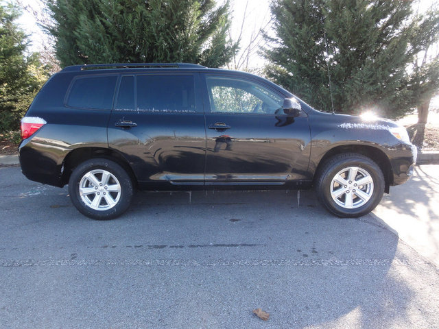 Toyota Highlander 2010 photo 1